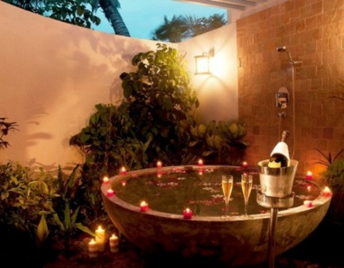 outdoor jacuzzi tub wall corner garden