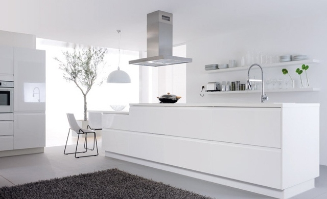 White for a beautiful kitchen