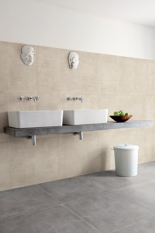 Beige and gray tiled tile