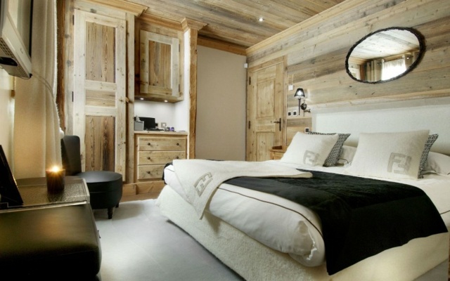 Chalet Grande Roche designer bedroom