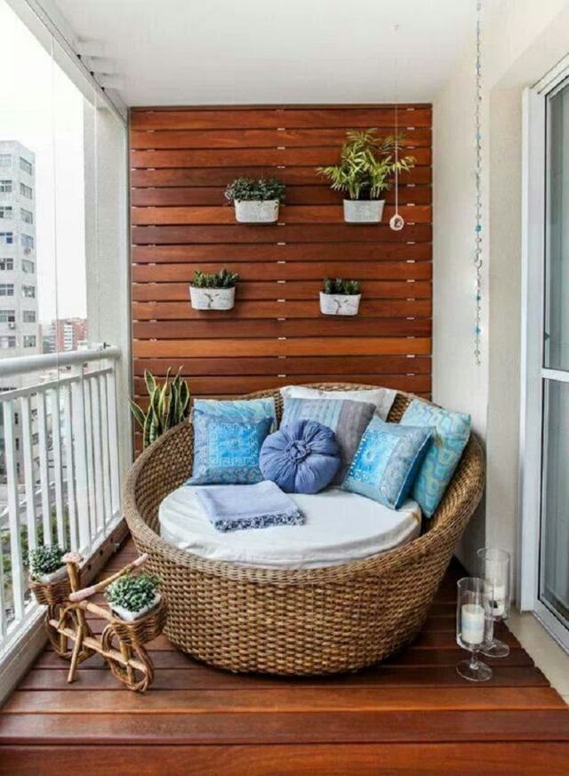 comfortable balcony decoration