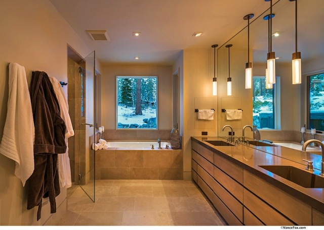 beige bath room