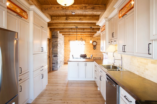 Elegant country kitchen