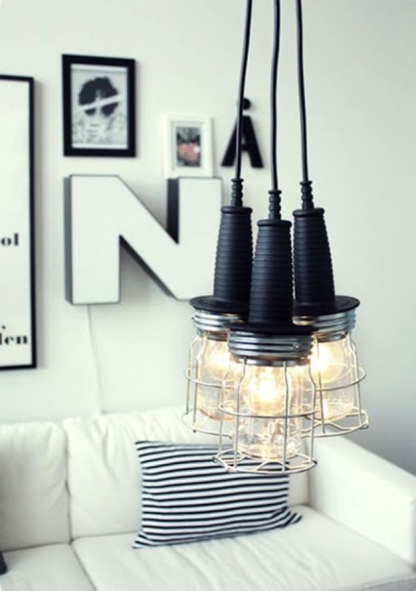 DIY decorated bulbs