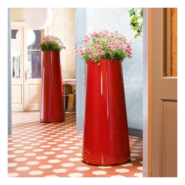 DeCastelli collection Oxo vase