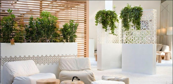 DeCastelli indoor planter