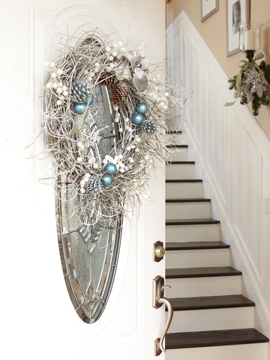 Christmas decoration door design crown white silver