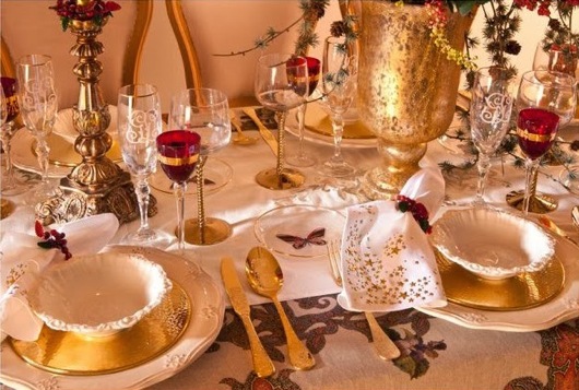 Julbord dekoration i guld