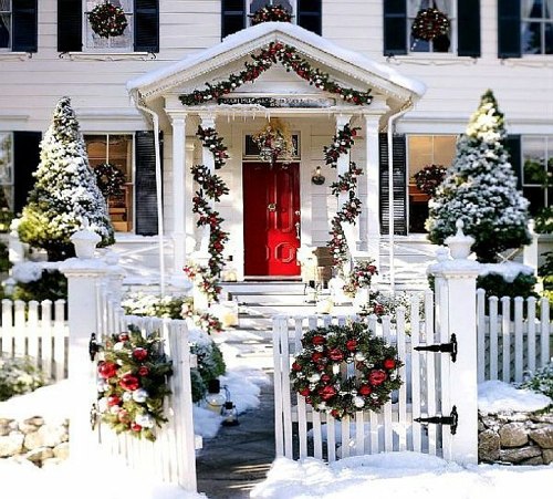 Christmas decoration outdoor house