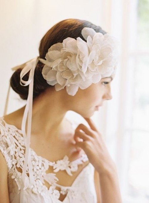 Artificial white flowers hairstyle