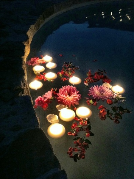 Pool wedding flowers