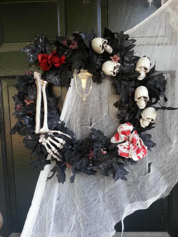 Halloween decoration door crown