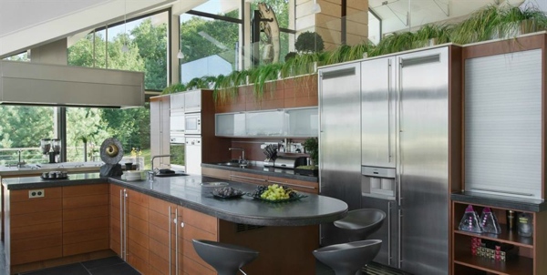 Steel kitchen decorating idea