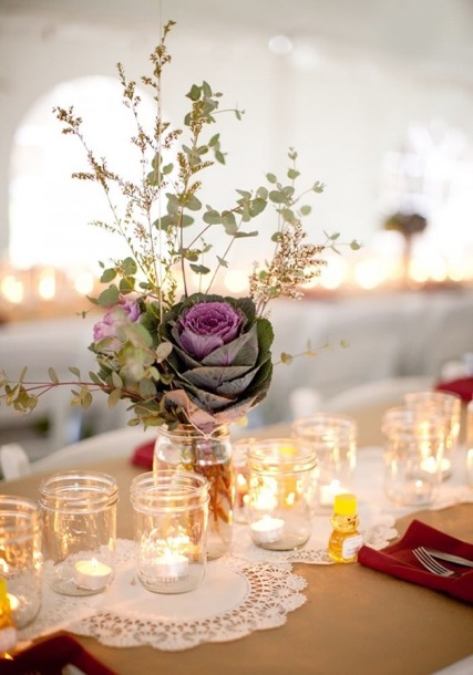 Ganska blommor krukor glas rustikt bröllop