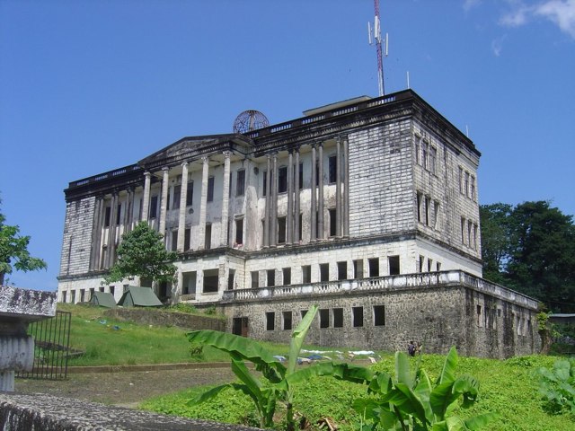 利比里废墟共济会寺庙