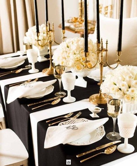 White roses black wedding tablecloth