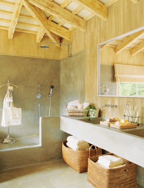 Rustic wood wood straw stone bathroom