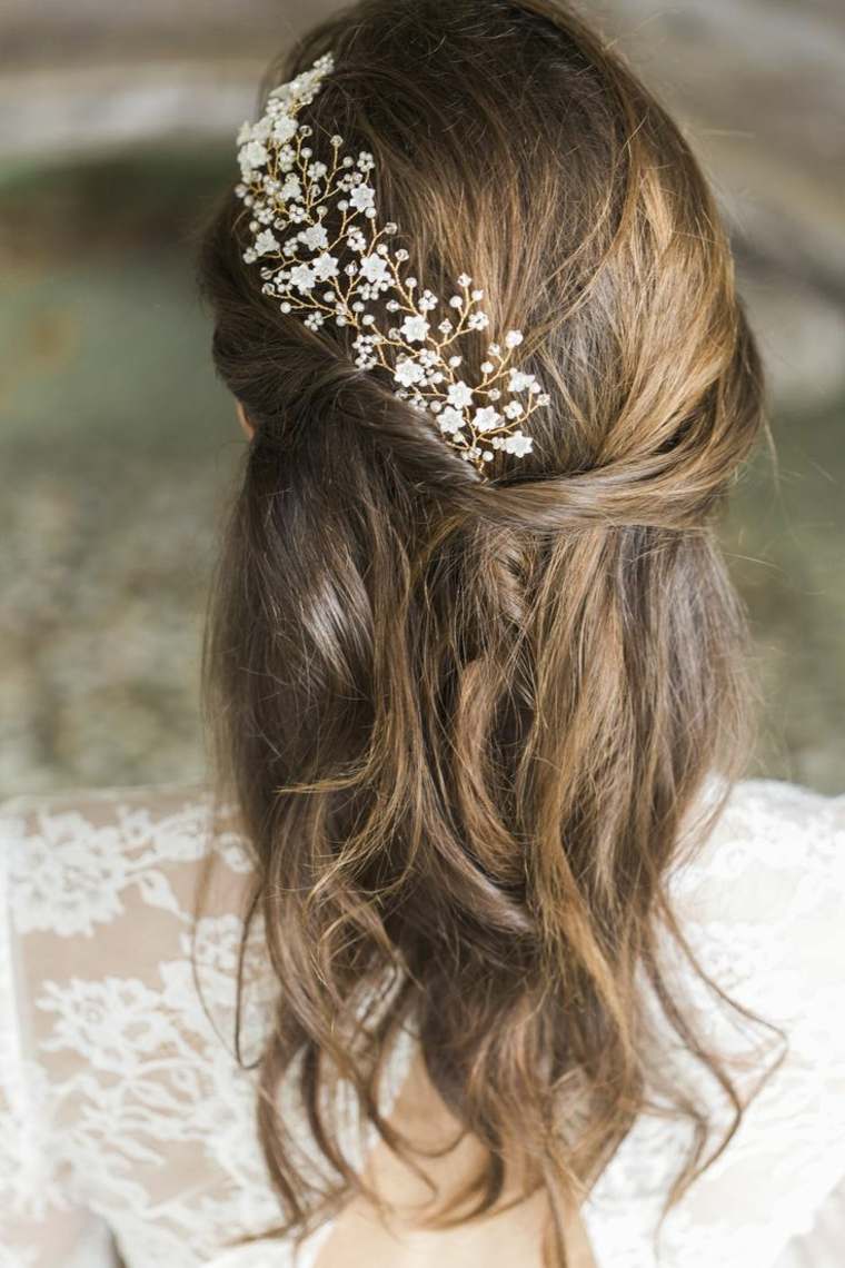 accessory-wedding hair jewelry-style-bohemian-chic braid-floral-pattern