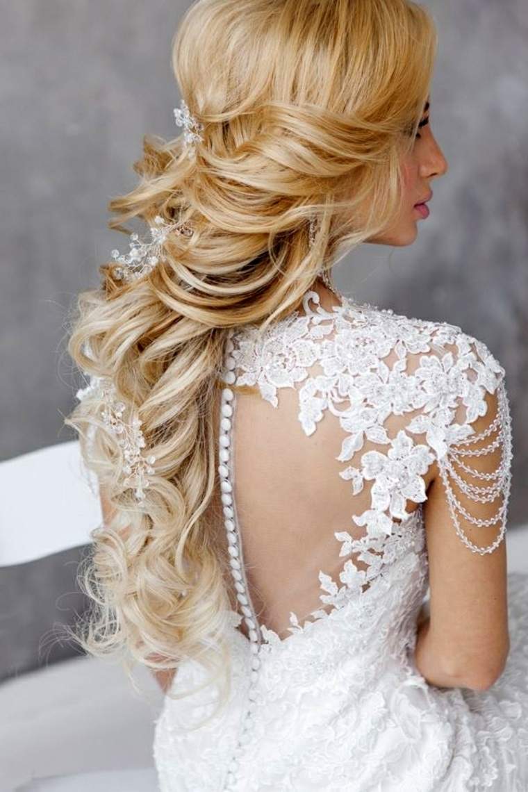 accessory-wedding hair jewelry-vine-hair long-woman-blonde