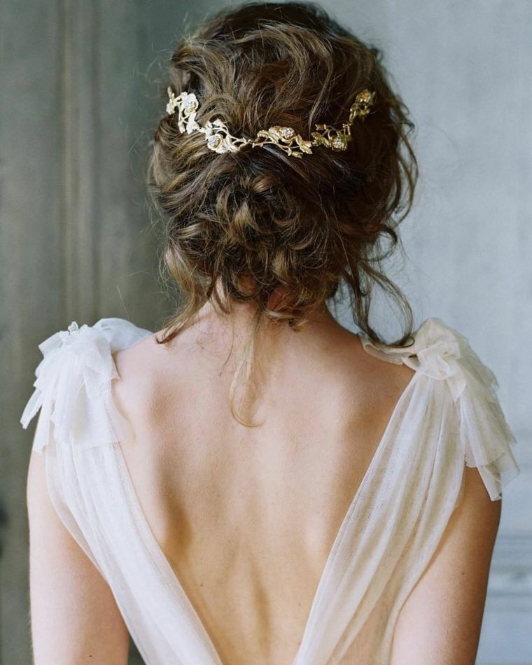 accessory hair-wedding-crown-braid-bride-hair-length