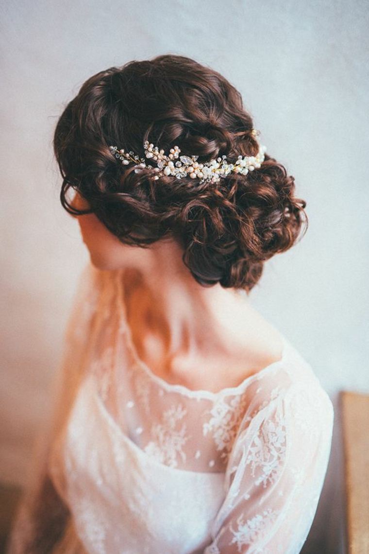 accessory-wedding hair-comb hair-braid-loop model