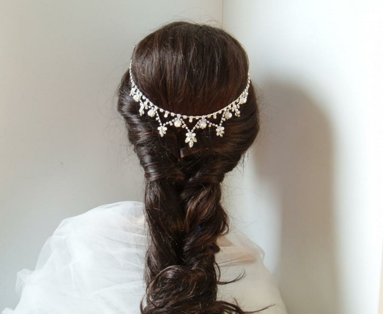 accessory-hair-vine wedding-hair-braid crown-long-chain-example