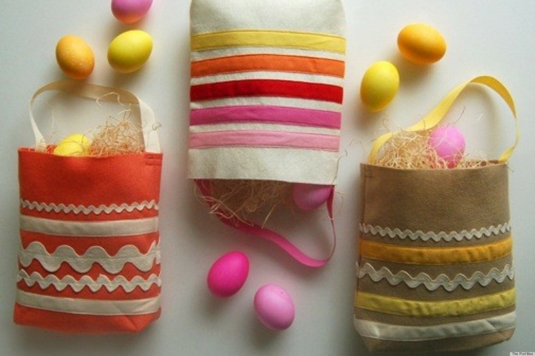 manual activity for Easter bags