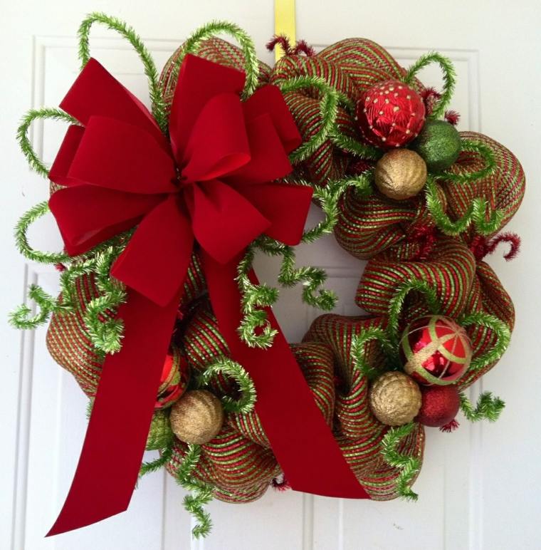 Christmas activity simple crown door