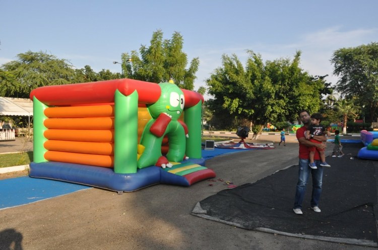 inflatable playground child