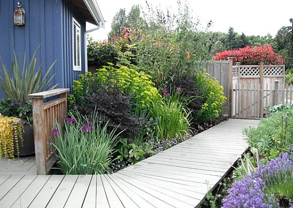 driveway wood cottage english garden