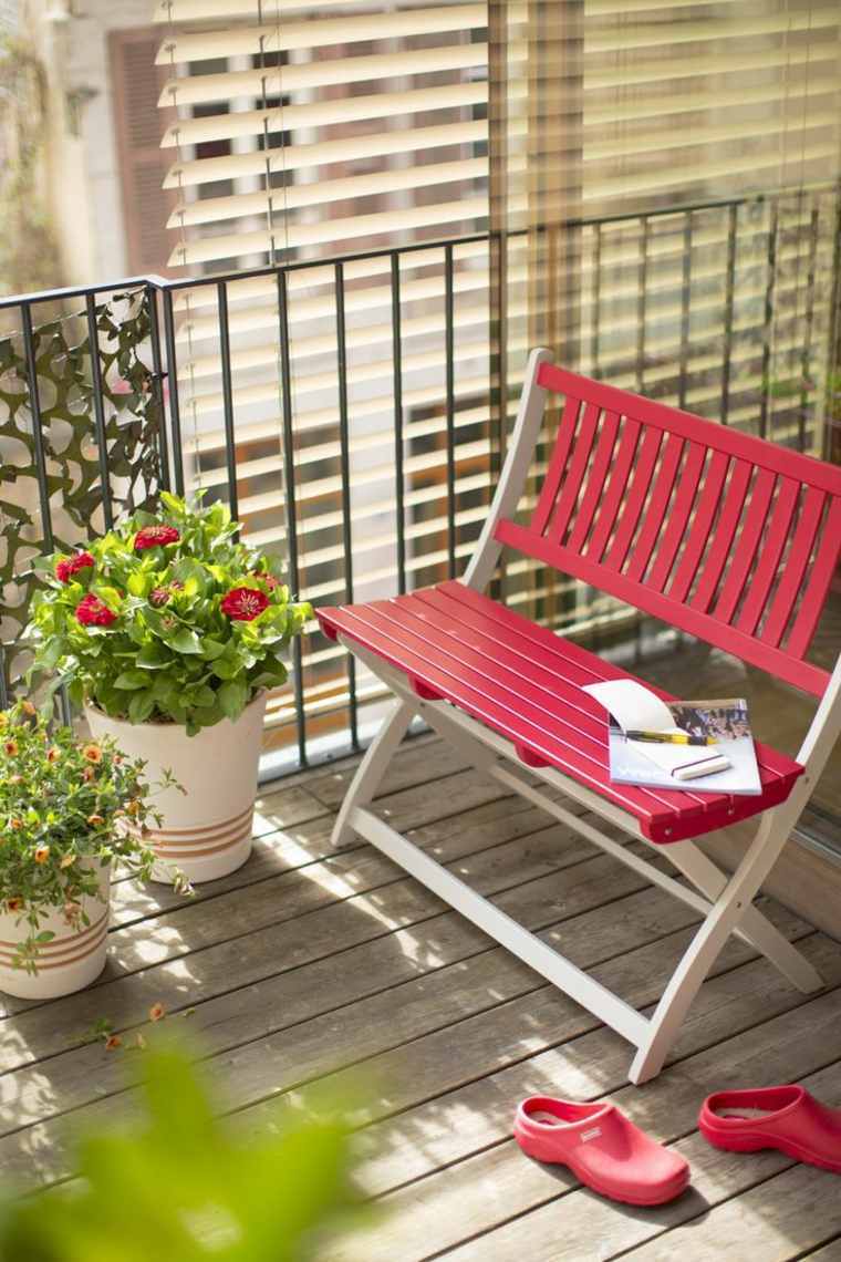 Scandinavian style balcony layout