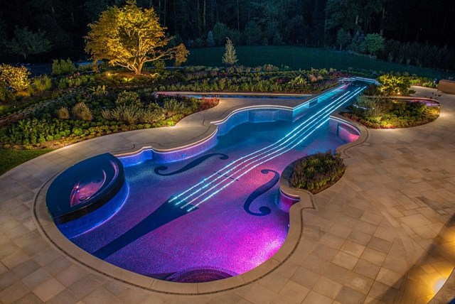 pool layout form guitar