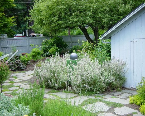 landscaping garden path with slabs