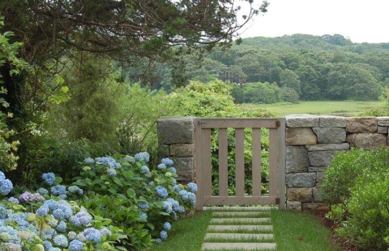 landscaping garden path slabs-stone-fence-wood-door