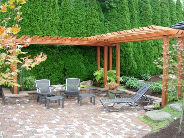 landscaping courtyard pergola wood