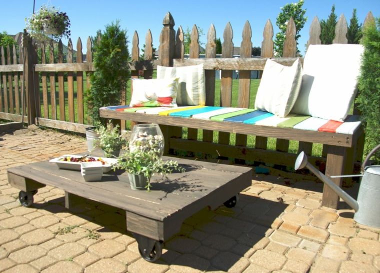 deco outdoor space furniture palette