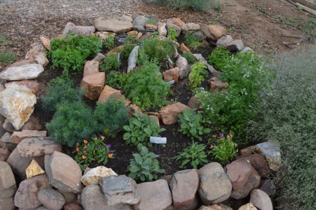 landscaping outdoor garden permaculture spiral grass