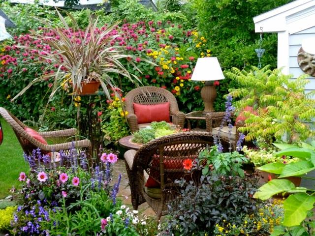 garden furniture table chairs