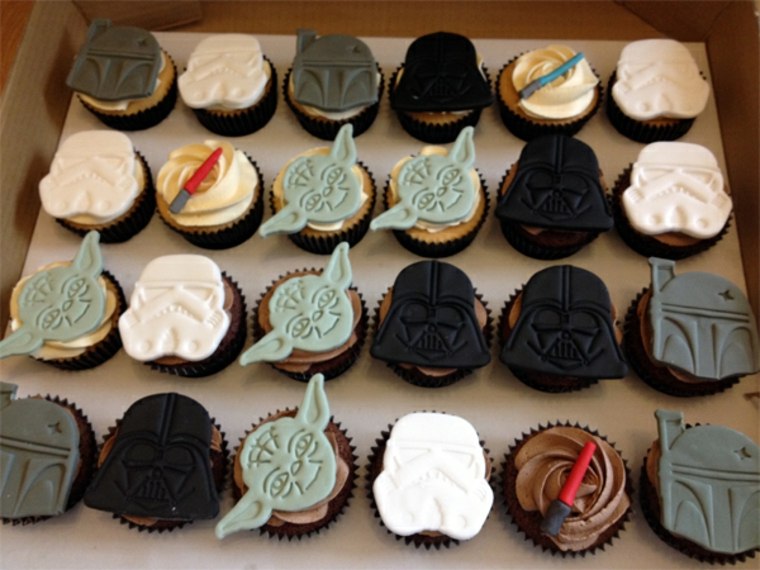 fødselsdag stjerne krige cupcakes vader yoda