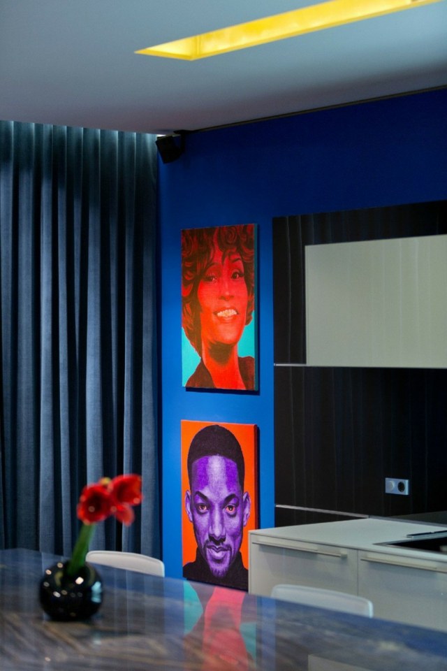 contemporary apartment deco wall pop art