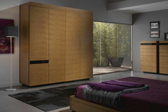 wooden wardrobe Irmaos Pereira Pacheco