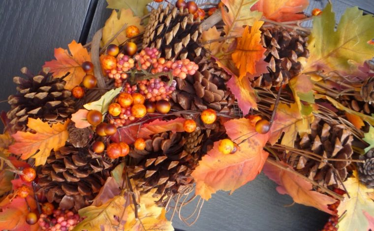 composition pine cones leaves tree idea deco autumn