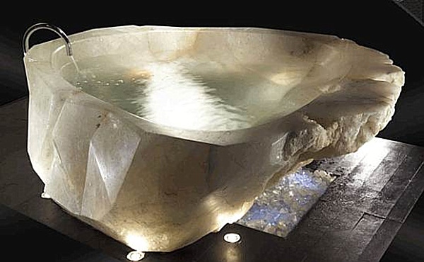 Baldi unique eccentric quartz bathtub