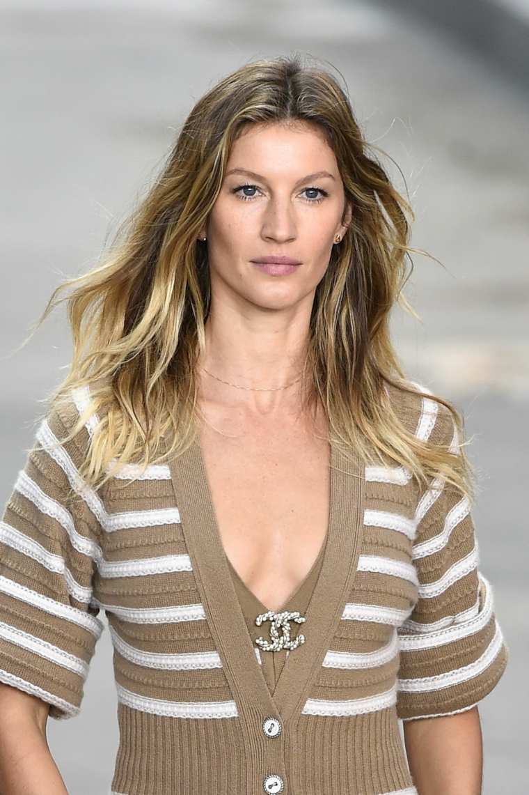 sweeping long hair blond locks Gisele