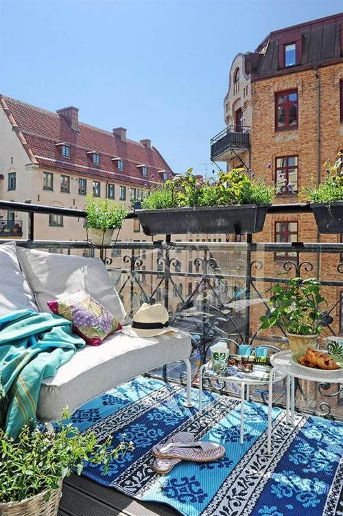 balcony deco style bohemian chic color