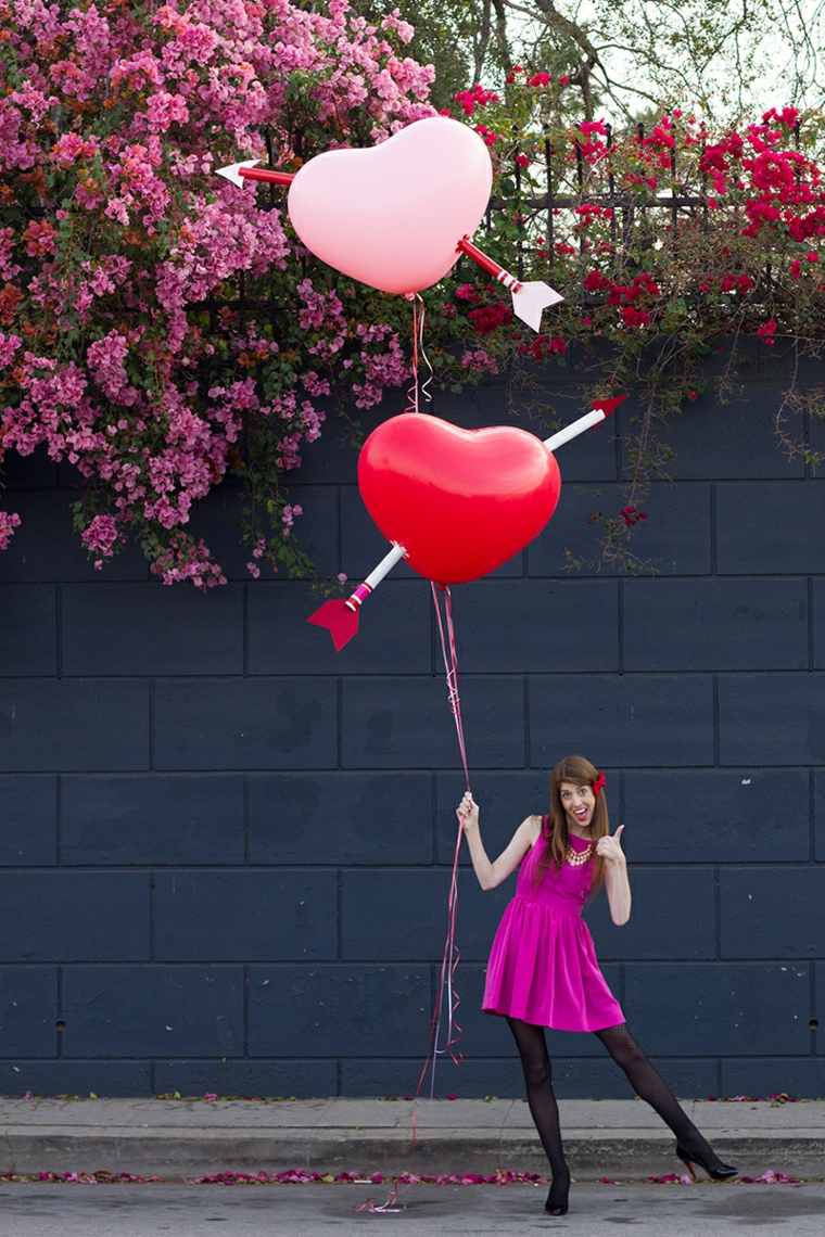 gift idea valentine balloon heart arrow idea original deco