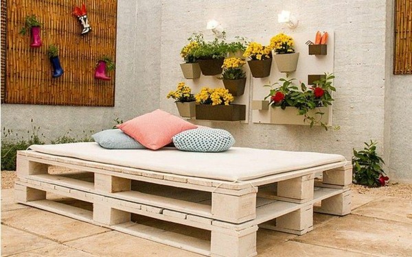 bench garden pallet wood