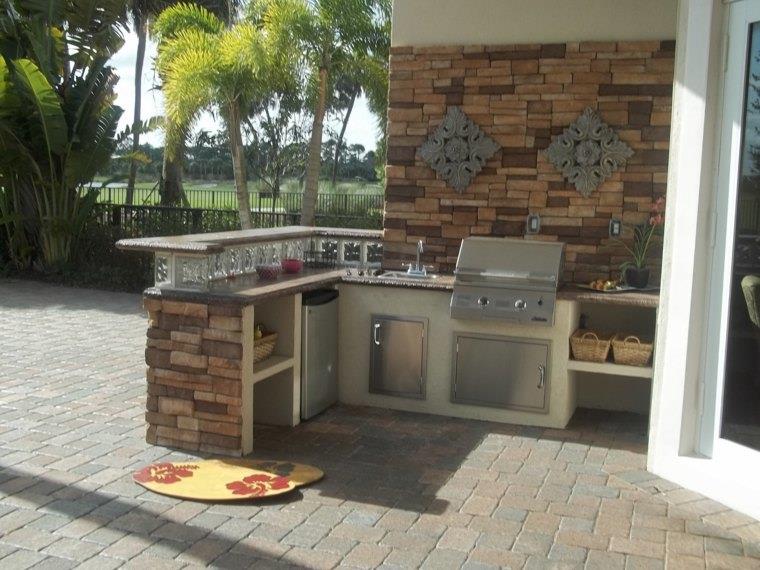 BBQ stainless-stone-brick