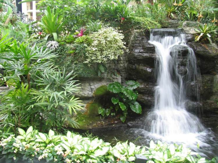 garden pond waterfall idea