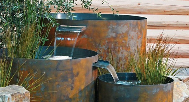 make a pond garden paint rust